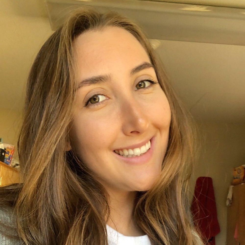 Meet your Posher, Abbey